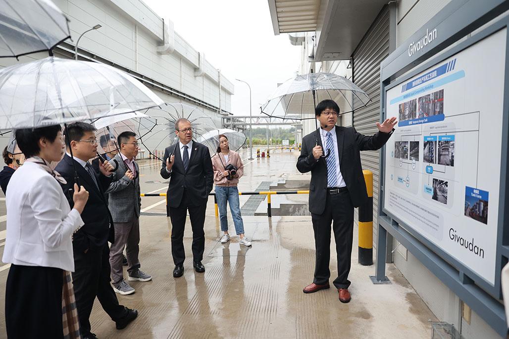 Guests visiting the new Changzhou facility