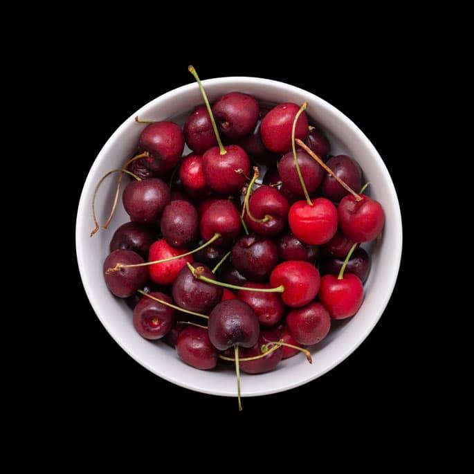 Bowl with cherries